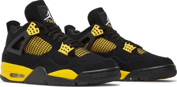 Air Jordan 4 Retro sneakers, black