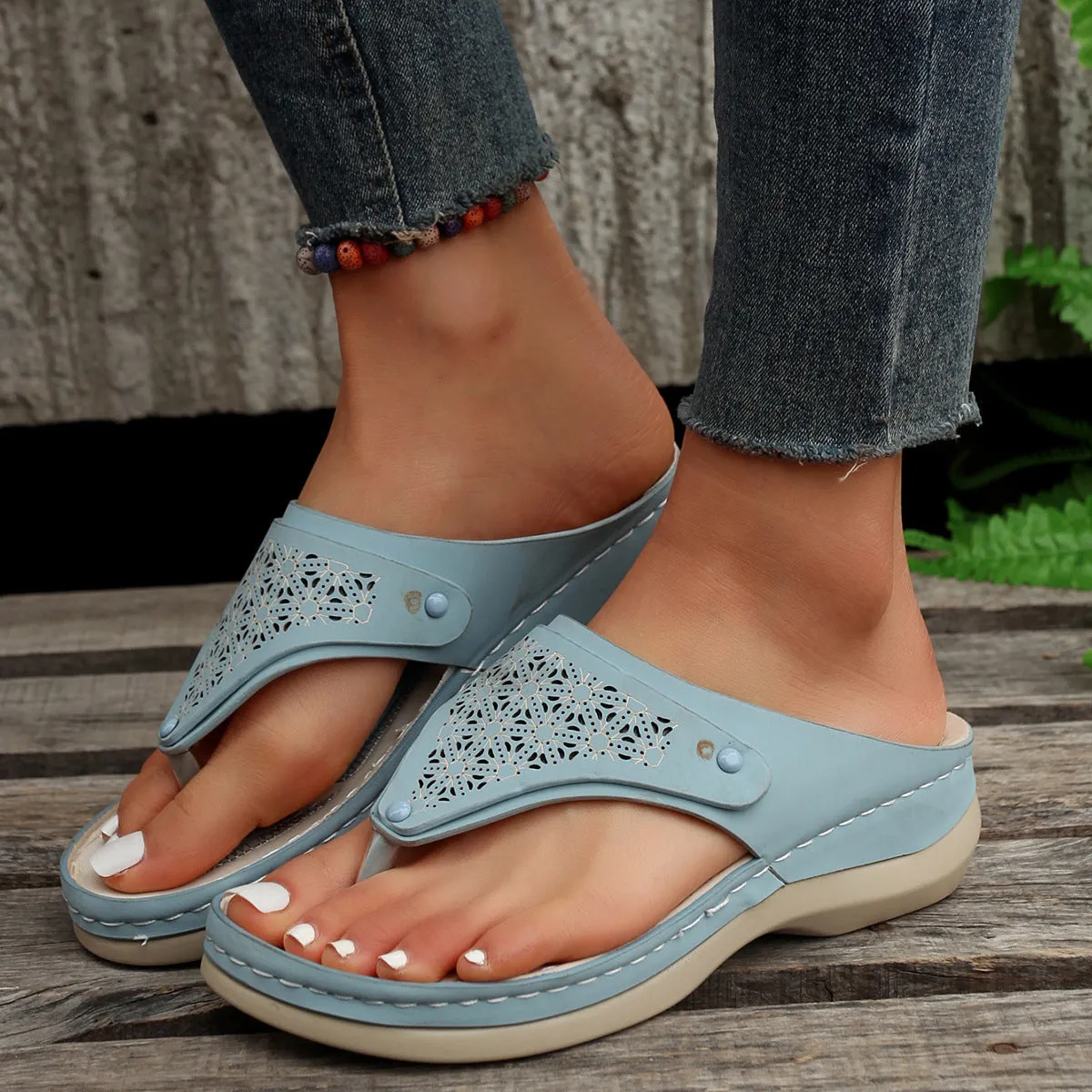 Boho Weave Rhinestone Thong Sandals - Stylish Beach Flip Flops for Women