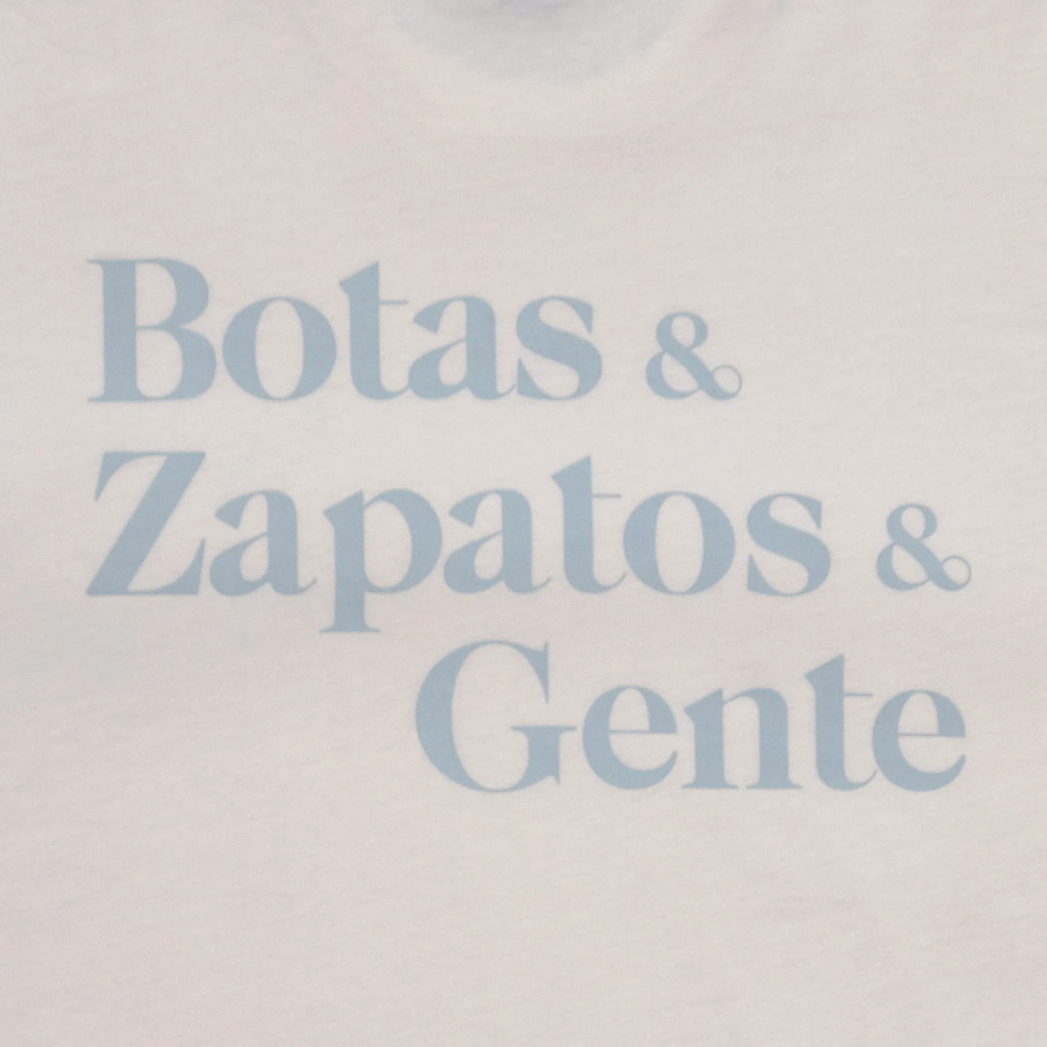 Botas T-Shirt in Cream